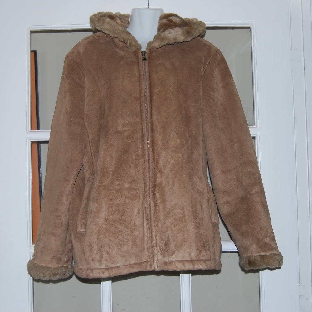 ESPRIT faux suede